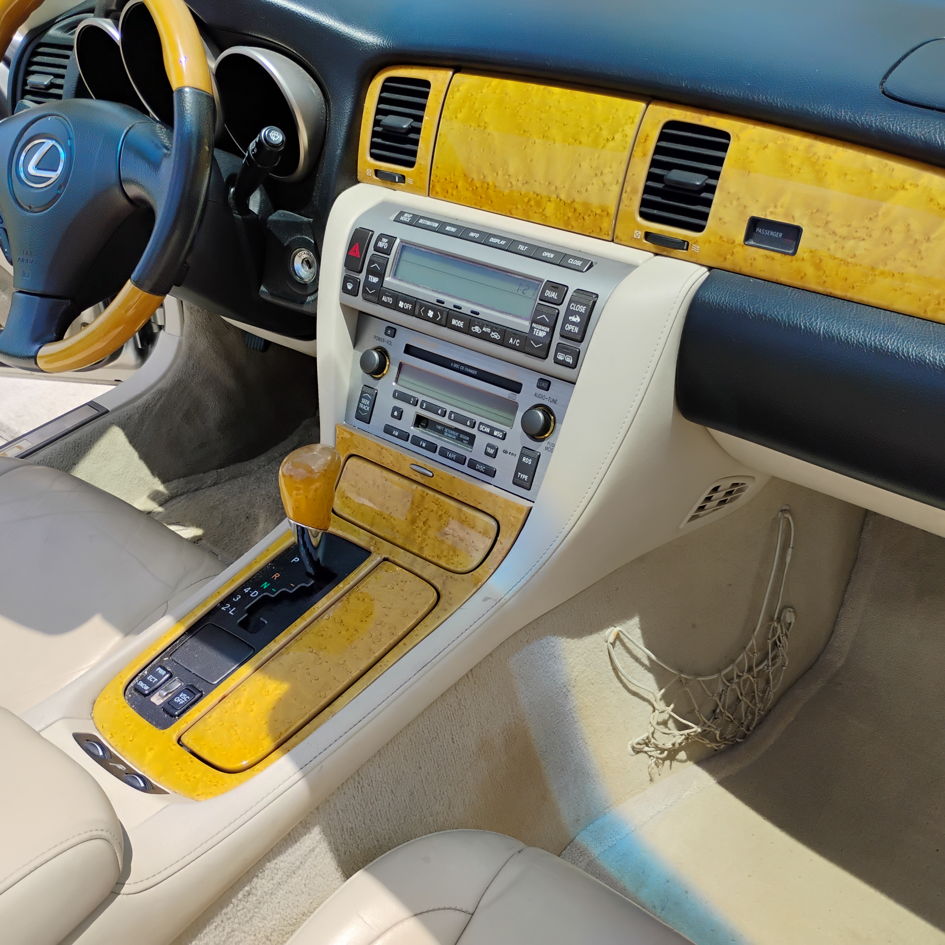 Used 2003 Lexus SC 430 Convertible RWD image 17