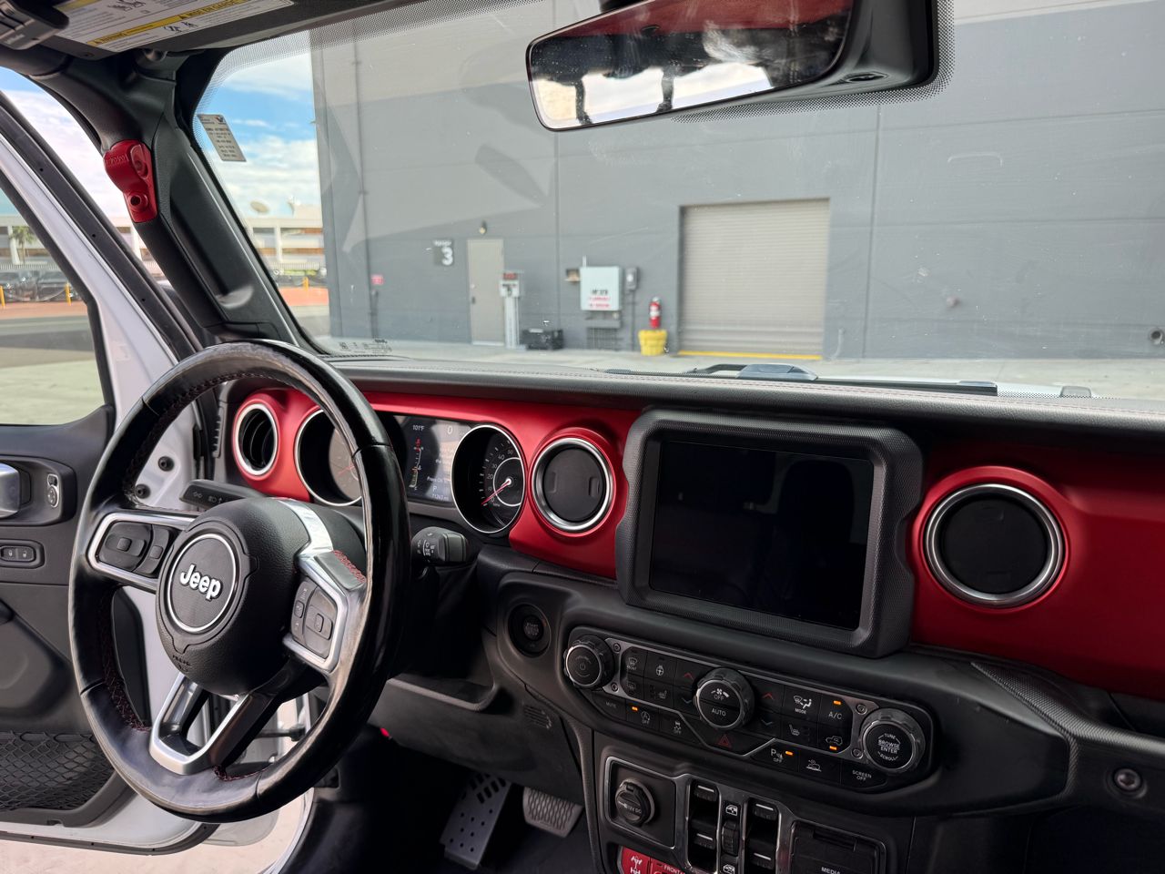 Used 2021 Jeep Gladiator Rubicon AWD/4WD image 19
