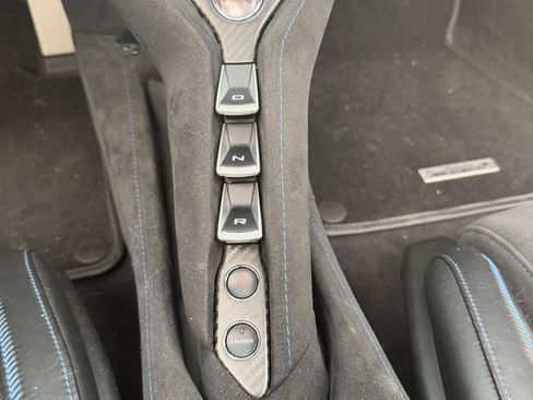 Used 2018 McLaren 720S Performance RWD image 22