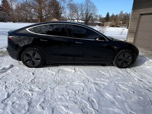 Used 2018 Tesla Model 3 Long Range image 15