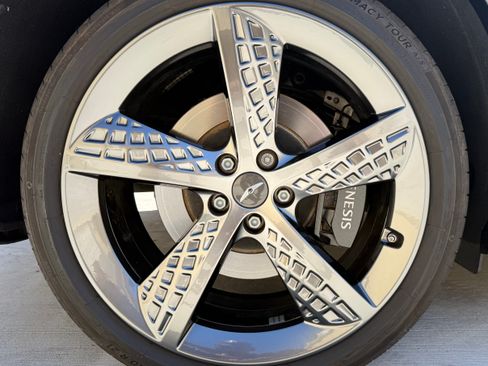 Used 2023 Genesis GV70 2.5T w/ Sport Prestige Package image 30