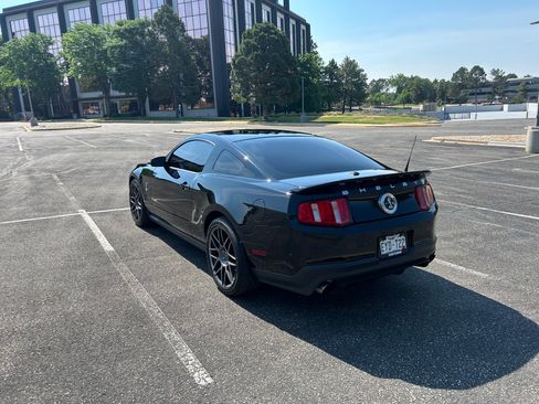 Used 2011 Ford Mustang Shelby GT500 w/ SVT Performance Pkg RWD image 4