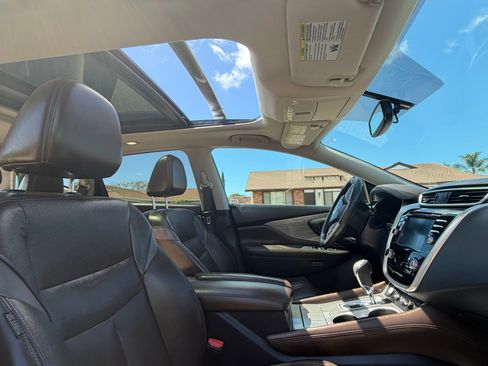 Used 2016 Nissan Murano Platinum w/ Platinum Technology Package FWD image 11