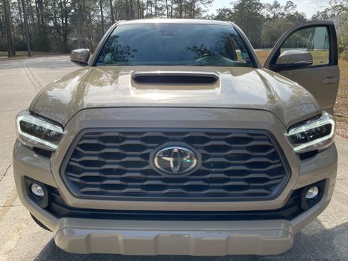 Used 2020 Toyota Tacoma TRD Sport image 16