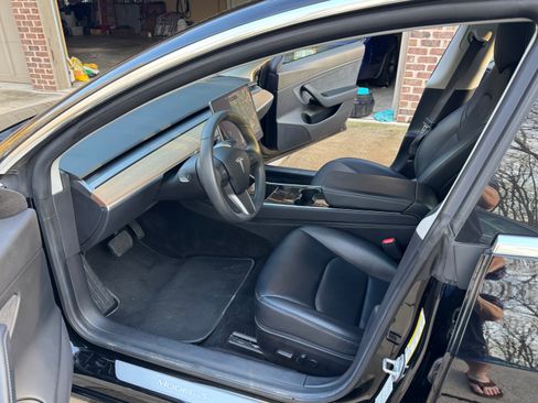 Used 2019 Tesla Model 3 Long Range image 15