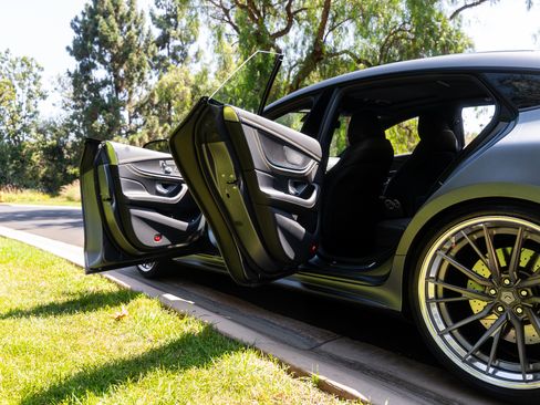 Used 2022 Mercedes-Benz AMG GT 53 image 10