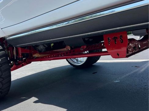 Used 2022 GMC Sierra 3500 Denali w/ Denali Ultimate Package image 6