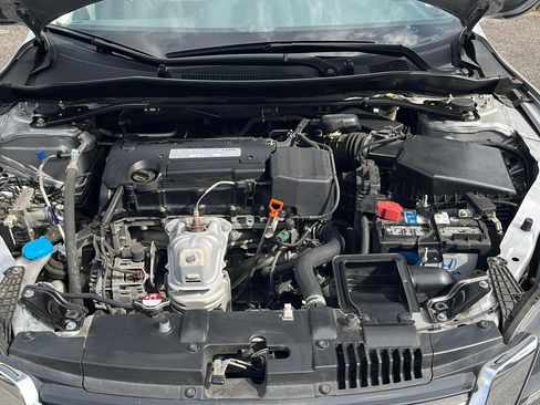 Used 2015 Honda Accord EX-L image 17
