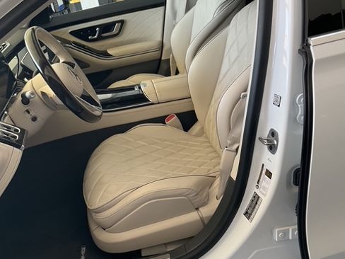 Used 2024 Mercedes-Benz S 580 4MATIC Sedan image 11