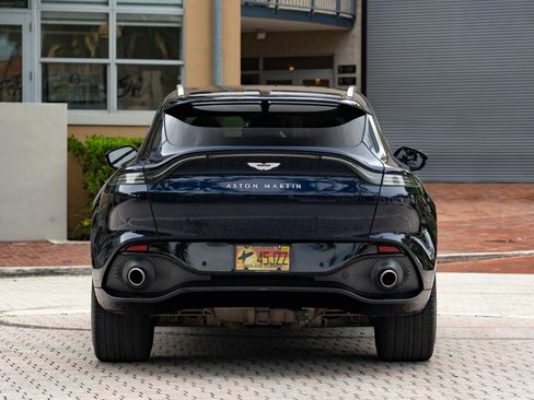 Used 2021 Aston Martin DBX AWD/4WD image 13