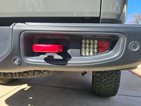 Used 2021 Jeep Gladiator Rubicon image 8