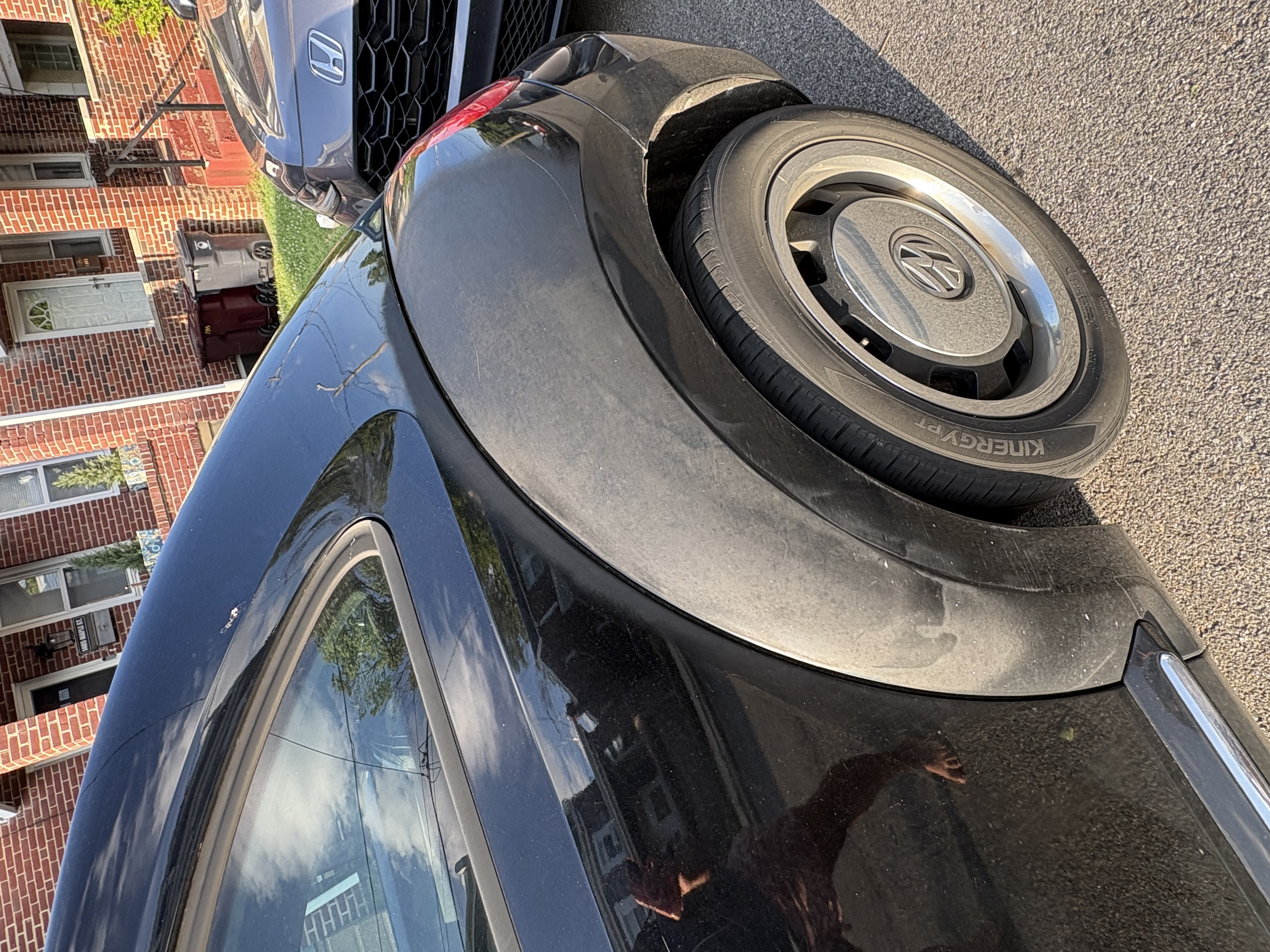 Used 2012 Volkswagen Beetle 2.5 FWD image 6
