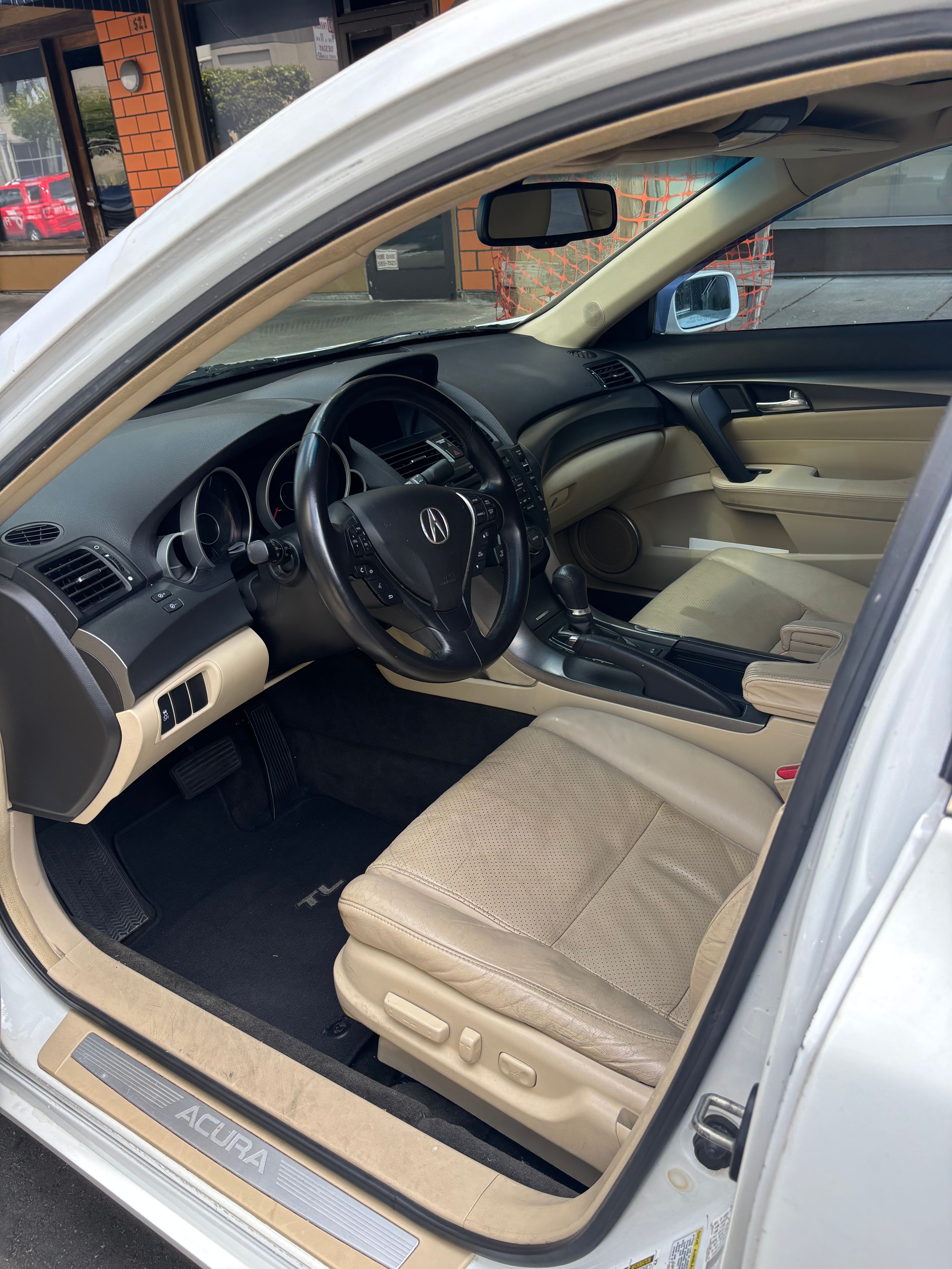 Used 2012 Acura TL w/ Technology Package FWD image 11