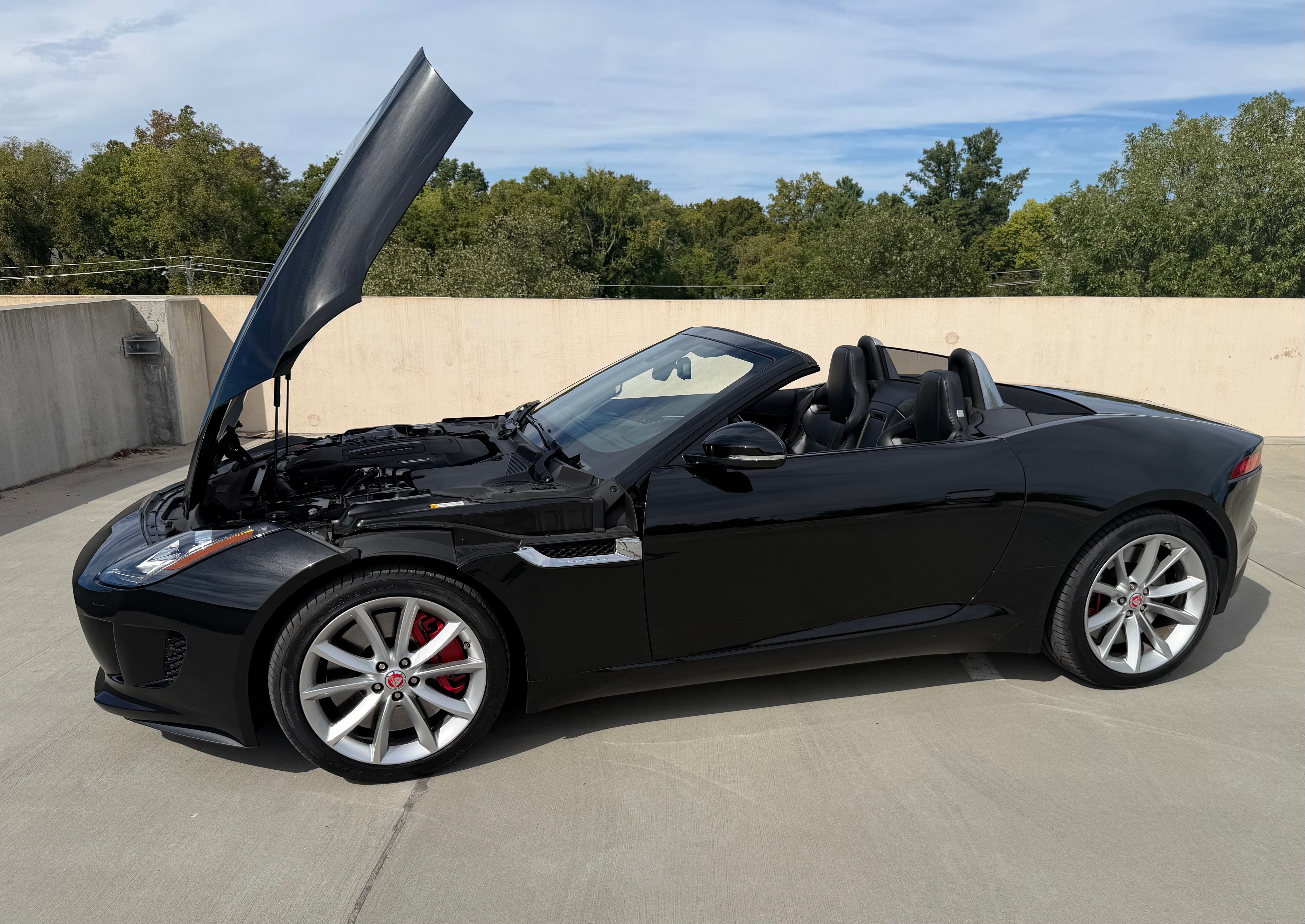 Used 2015 Jaguar F-TYPE S RWD image 30