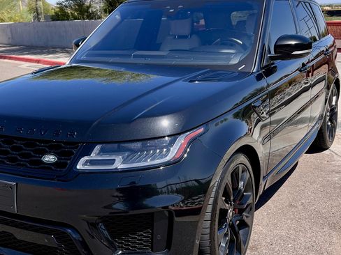 Used 2020 Land Rover Range Rover Sport HST image 4