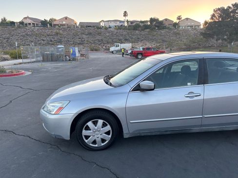 Used 2005 Honda Accord LX image 5