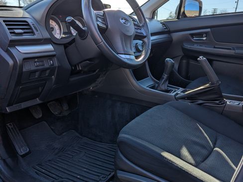 Used 2012 Subaru Impreza 2.0i Premium image 20