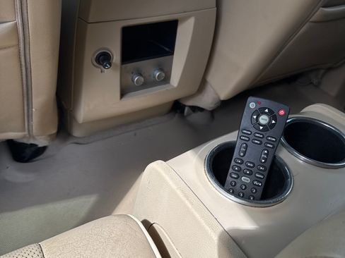 Used 2007 Lincoln Navigator 4WD image 9