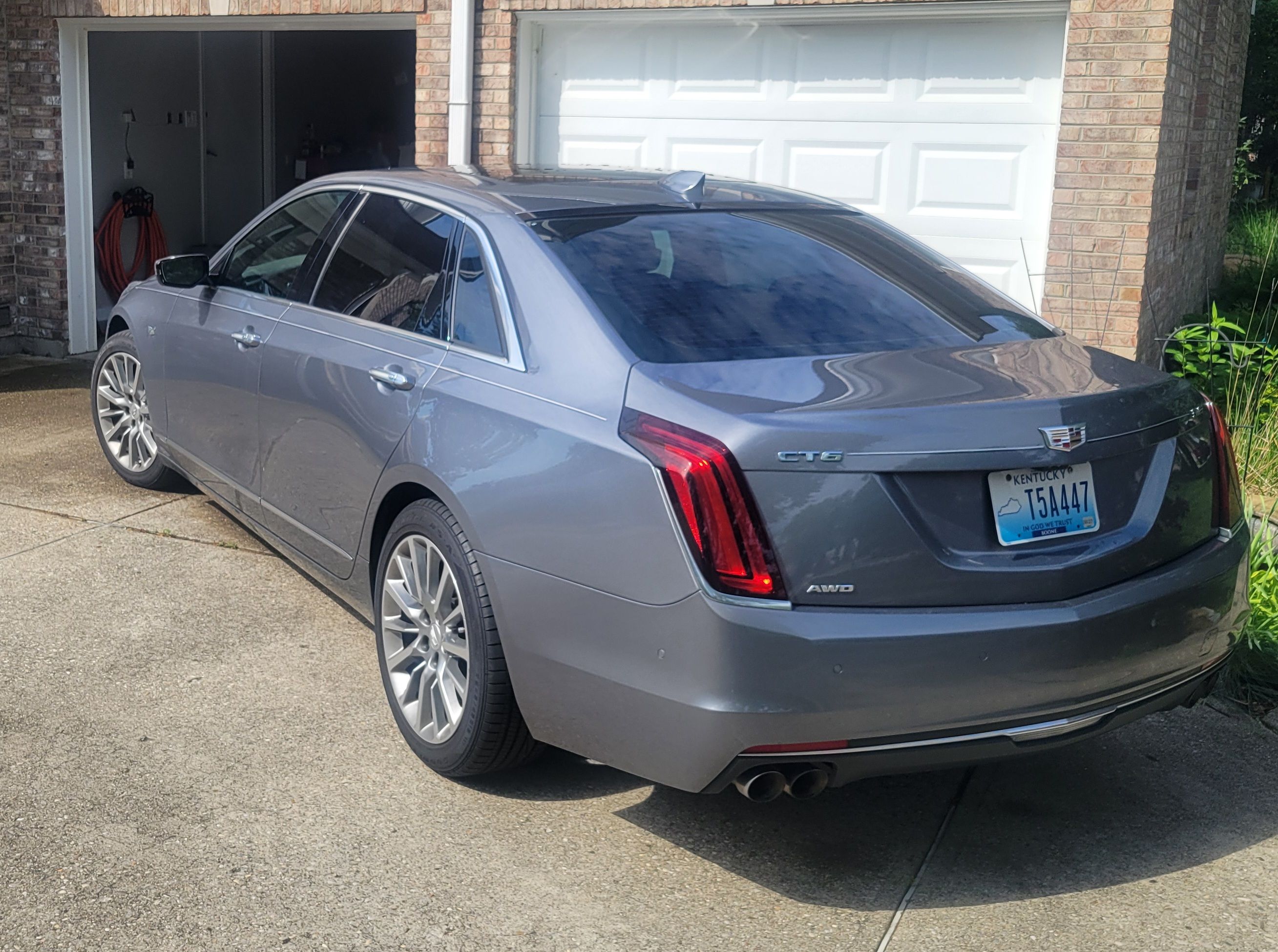 Used 2018 Cadillac CT6 Luxury AWD/4WD image 10