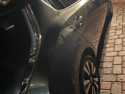 Used 2015 Nissan Leaf SV w/ LED & Quick Charge Package image 5