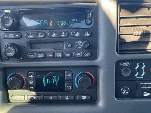 Used 2004 GMC Sierra 1500 Denali image 26