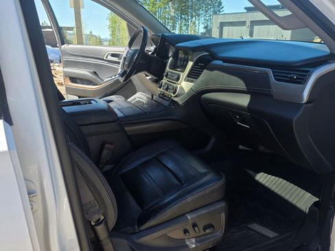 Used 2019 GMC Yukon XL Denali image 13