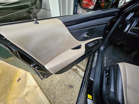 Used 2019 Lexus ES 350 image 10