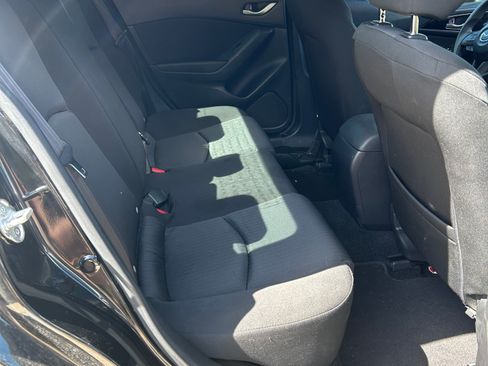 Used 2015 MAZDA MAZDA3 i Sport image 15