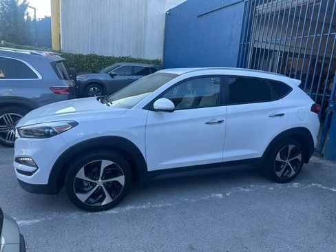 Used 2016 Hyundai Tucson Limited image 2