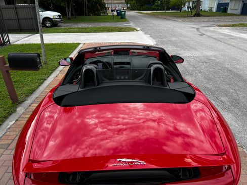 Used 2014 Jaguar F-TYPE S image 12