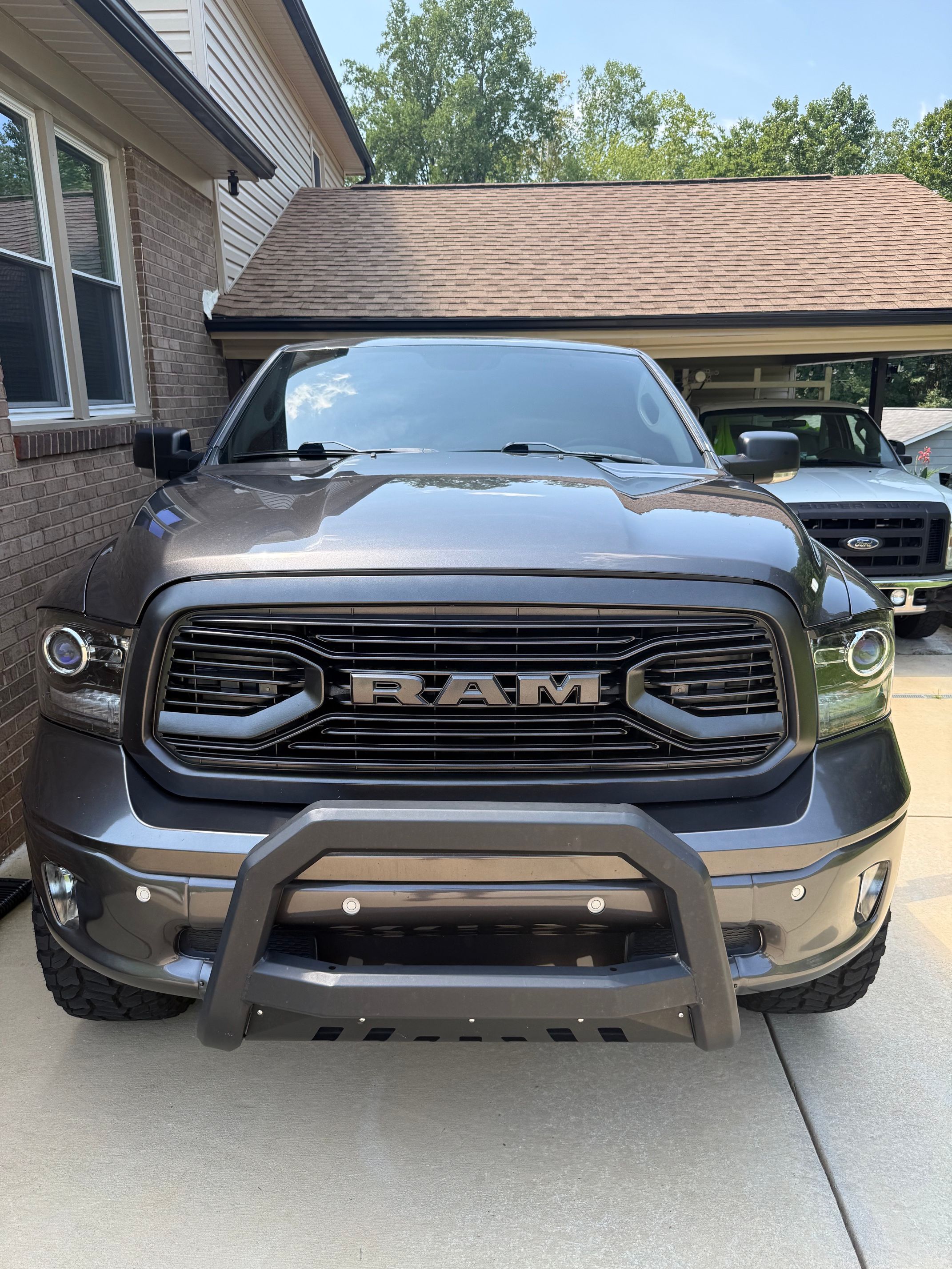 Used 2016 RAM 1500 Big Horn RWD image 1