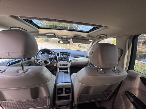 Used 2014 Mercedes-Benz ML 350 4MATIC image 13