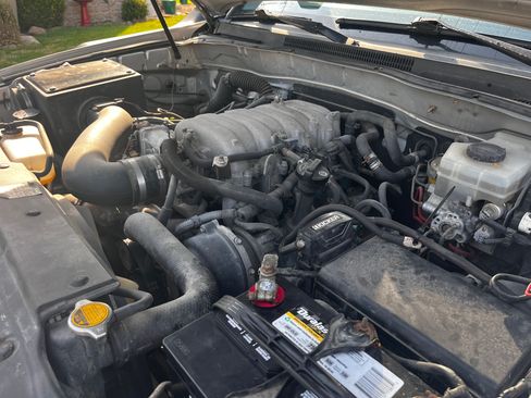 Used 2004 Toyota 4Runner Sport image 12