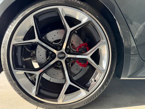 Used 2025 Audi RS 6 performance AWD/4WD image 13