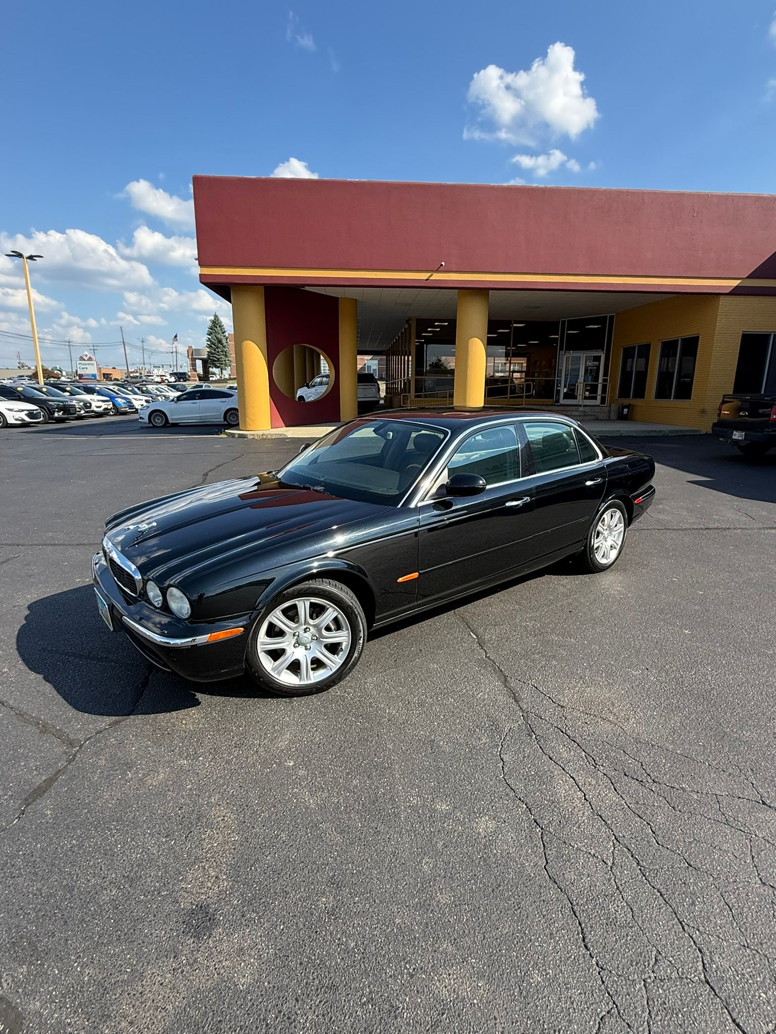 Used 2004 Jaguar XJ8 RWD image 8