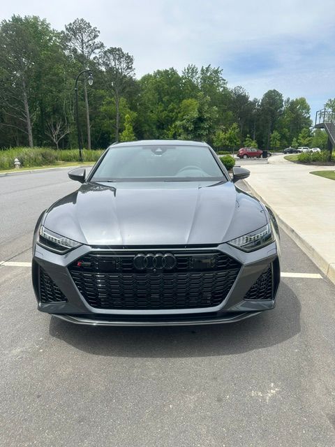 Used 2023 Audi RS 7 Sportback AWD/4WD image 2
