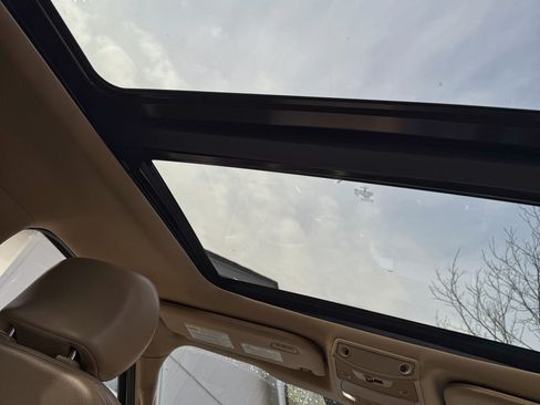 Used 2020 Ford F150 Lariat w/ Equipment Group 502A Luxury image 18