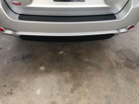 Used 2010 Toyota Highlander 2WD image 13