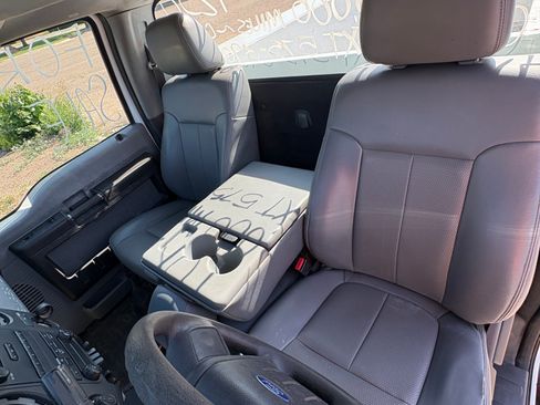 Used 2014 Ford F250 XL w/ Power Equipment Group AWD/4WD image 13