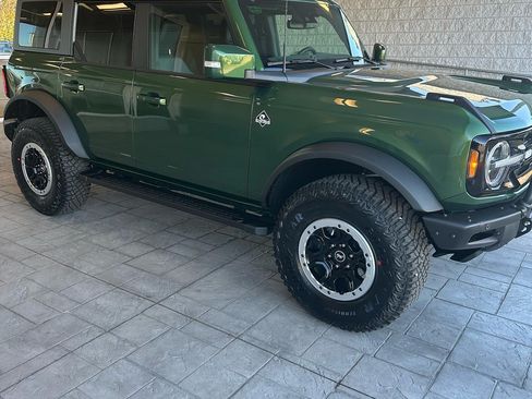 Used 2022 Ford Bronco Outer Banks w/ Sasquatch Package image 4