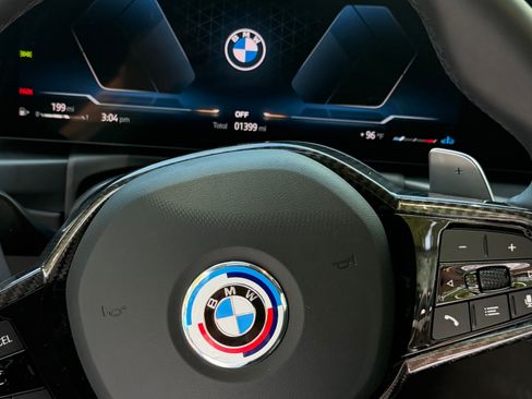 Used 2025 BMW 230i Coupe w/ M Sport Package RWD image 10