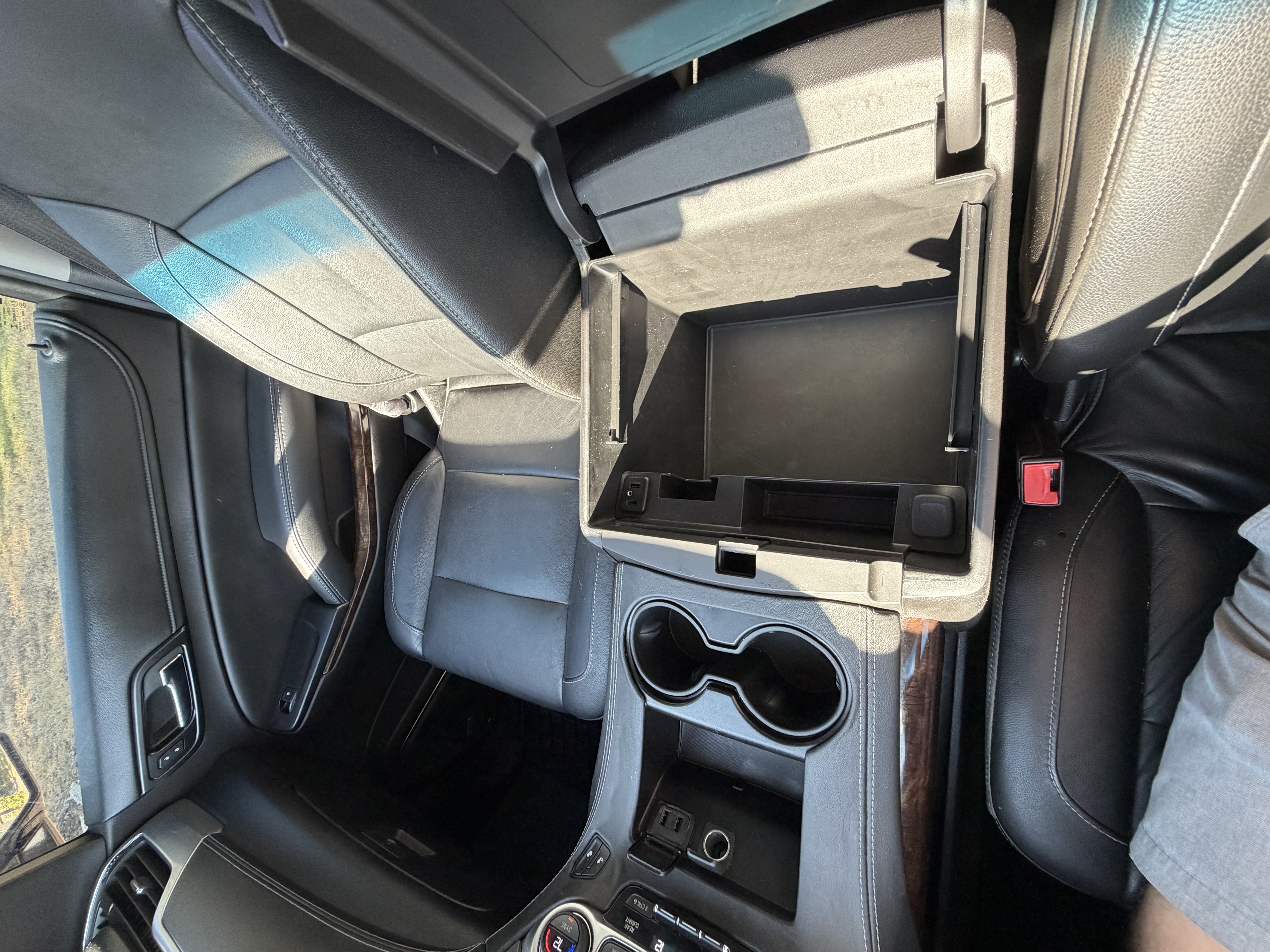 Used 2016 Chevrolet Tahoe LT AWD/4WD image 14