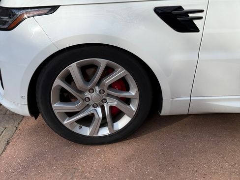 Used 2020 Land Rover Range Rover Sport HSE Dynamic image 17