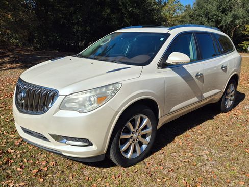 Used 2014 Buick Enclave Premium image 1