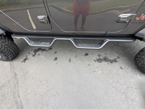 Used 2024 Jeep Gladiator Mojave image 27