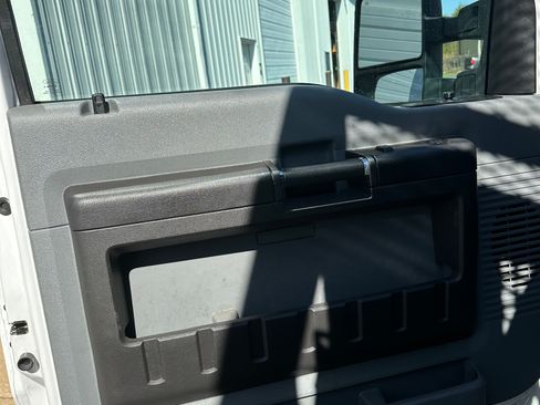 Used 2012 Ford F550 2WD Regular Cab Super Duty w/ PWR Equipment Group image 11