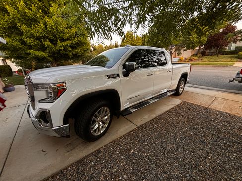 Used 2019 GMC Sierra 1500 SLT w/ SLT Premium Package AWD/4WD image 14