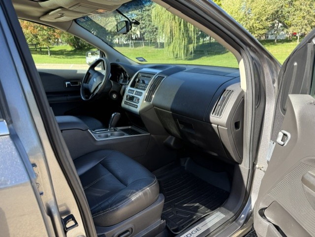 Used 2009 Ford Edge Limited AWD/4WD image 12