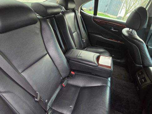 Used 2010 Lexus LS 460 AWD image 5