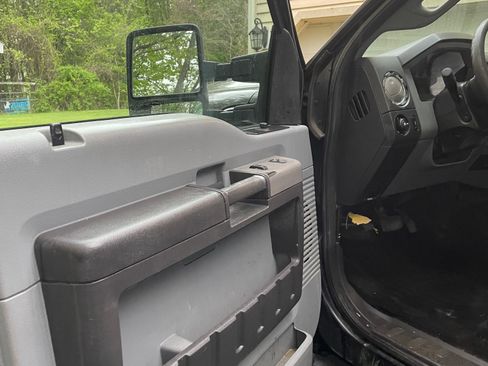 Used 2013 Ford F250 XLT w/ XLT Value Pkg AWD/4WD image 17